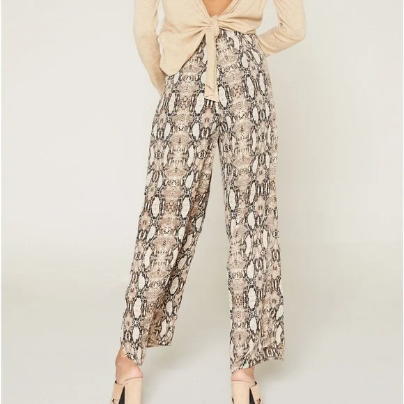 Sage the Label It Girl Pant - Picture 3 of 3